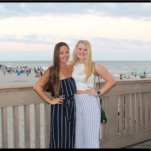 Meet your Posher, Cassandra